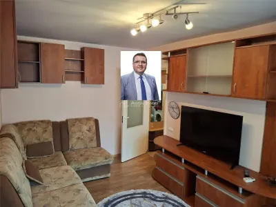Apartment with 3 bedrooms for rent 46 sqm in Resita, Micro II area - Resita