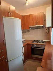 Resita – Appartement 3 Pièces à Louer, Climatisé, Micro II - foto 3