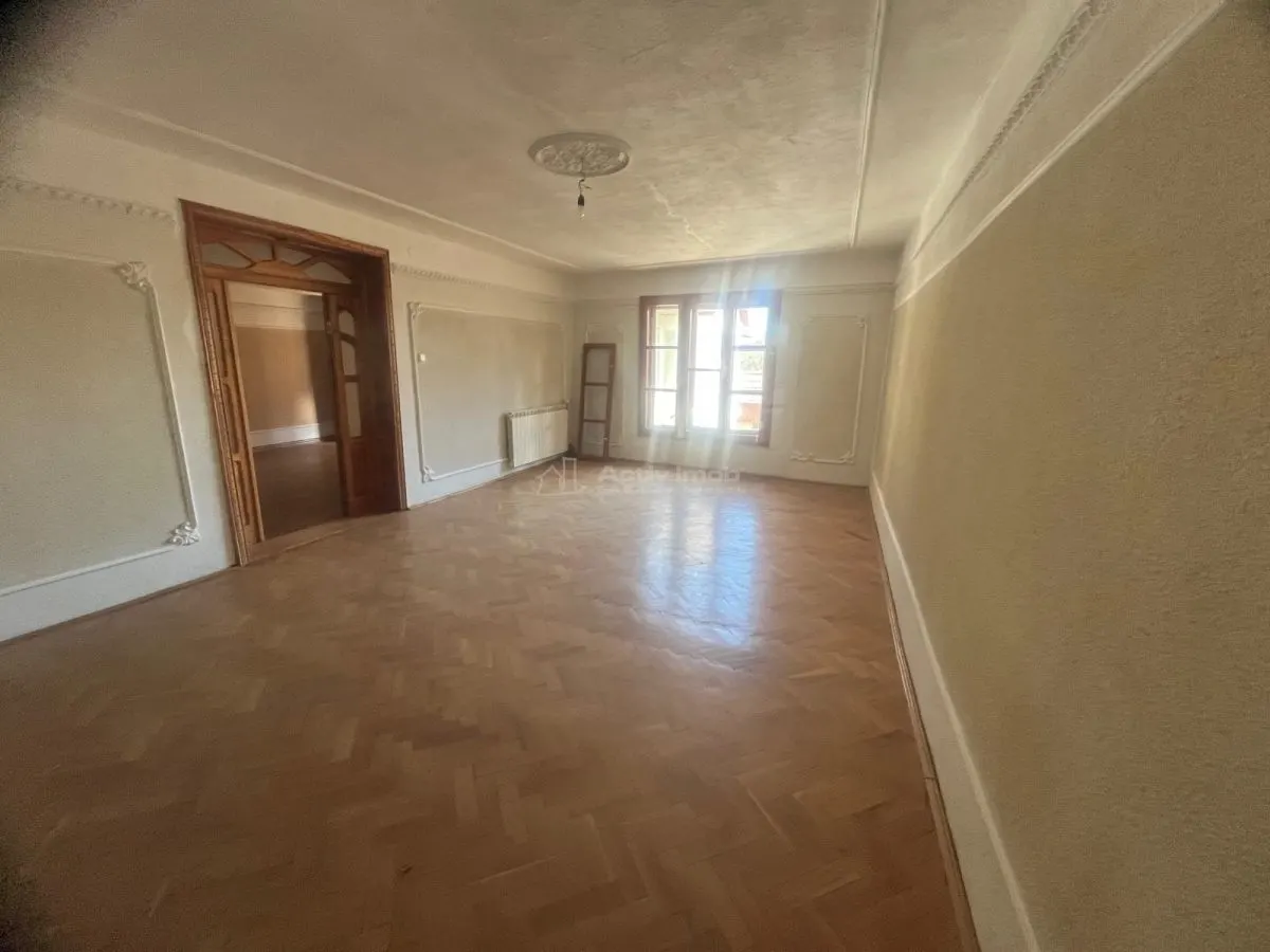 Caransebes, Maison Deux Niveaux avec Terrain de 1,000 sqm - foto 12