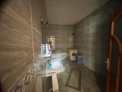 Caransebes, Maison Deux Niveaux avec Terrain de 1,000 sqm - foto 22
