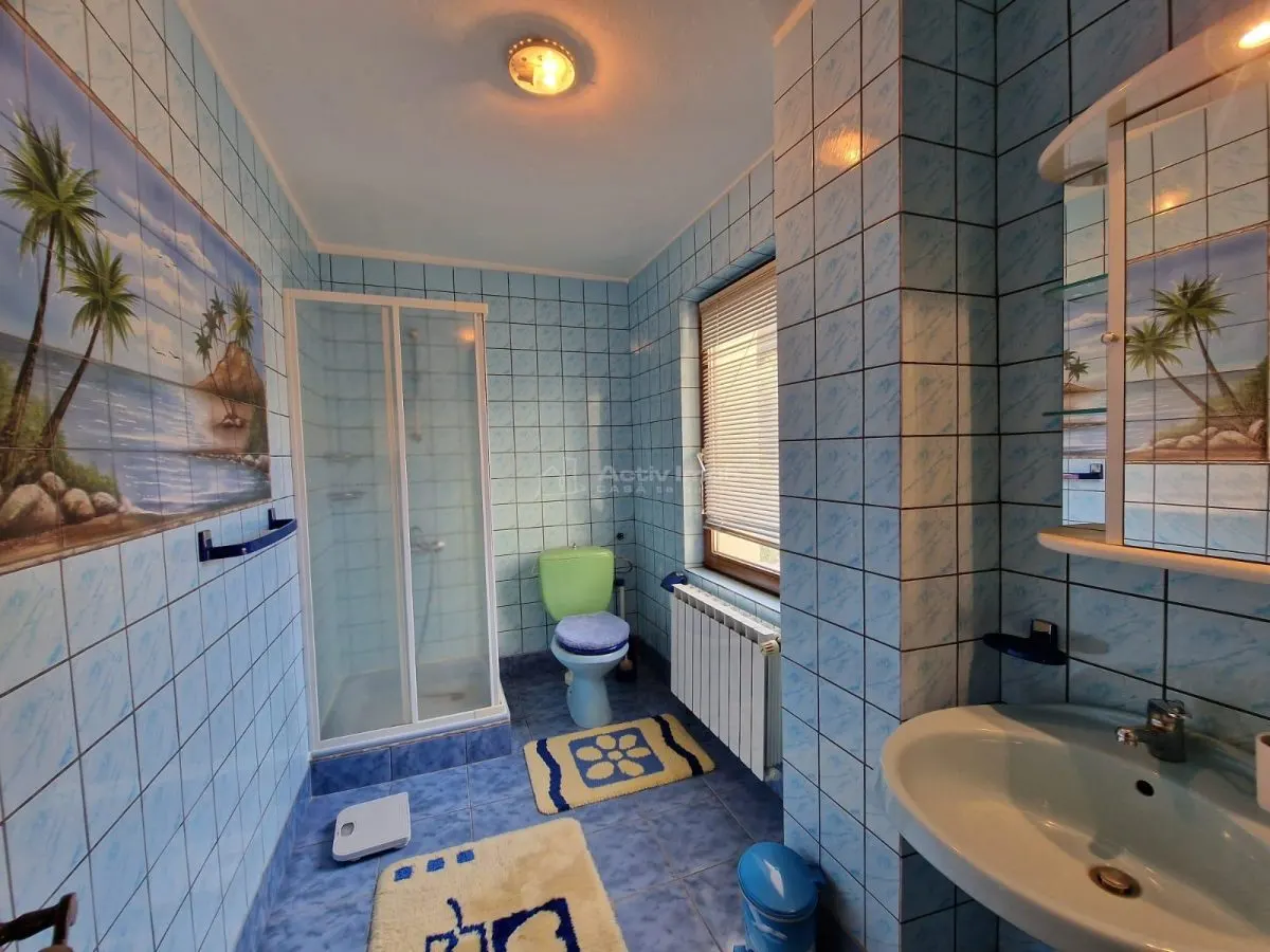 Villa Resita avec Pension P+2+M, 827 m², Commission Acheteur Zéro - foto 25