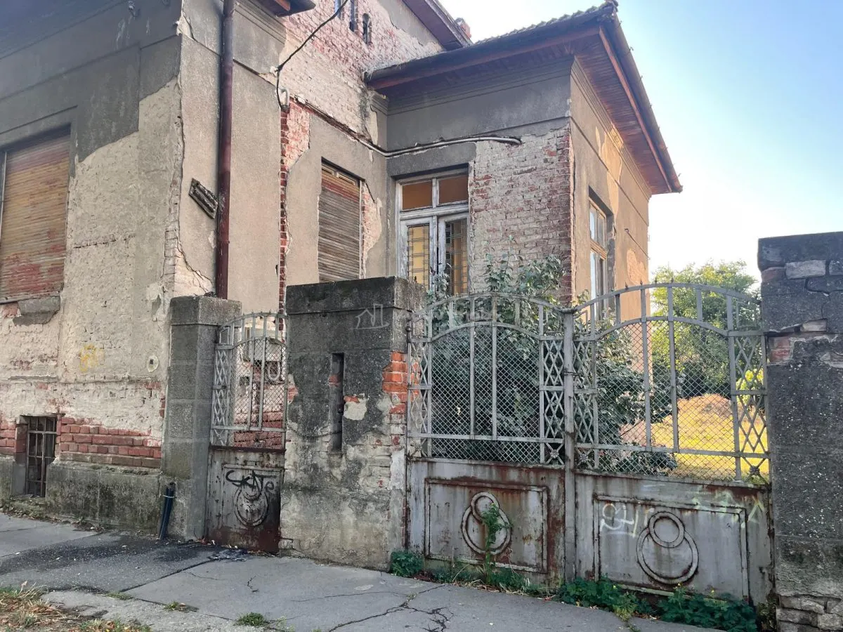 Timisoara, Villa d'Époque avec Terrain Généreux de 802 m², Quartier Balcescu-Elisabetin - foto 2