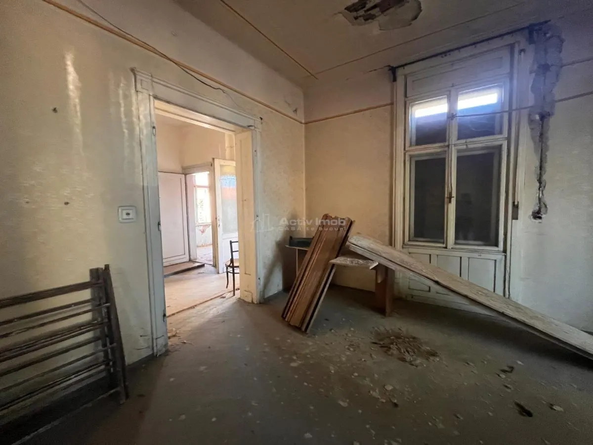 Timisoara, Villa d'Époque avec Terrain Généreux de 802 m², Quartier Balcescu-Elisabetin - foto 13