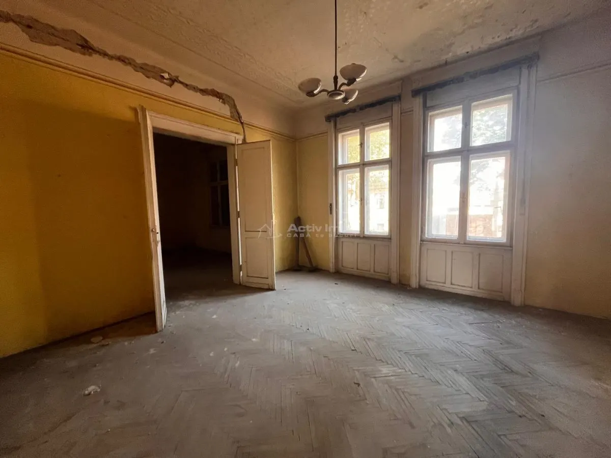 Timisoara, Villa d'Époque avec Terrain Généreux de 802 m², Quartier Balcescu-Elisabetin - foto 16