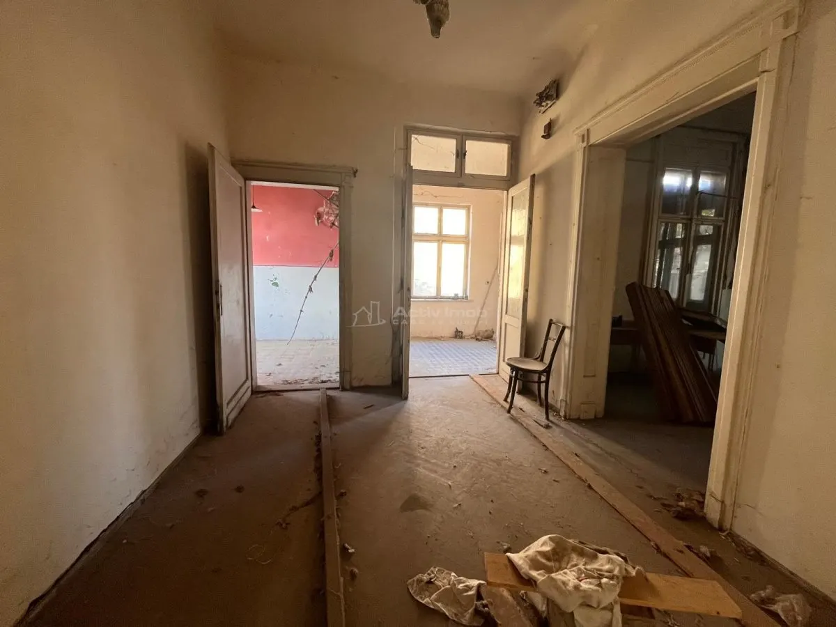 Timisoara, Villa d'Époque avec Terrain Généreux de 802 m², Quartier Balcescu-Elisabetin - foto 21