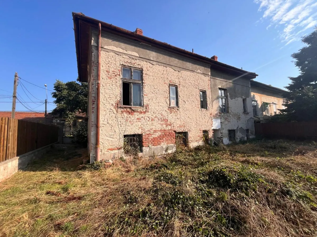 Timisoara, Villa d'Époque avec Terrain Généreux de 802 m², Quartier Balcescu-Elisabetin - foto 25