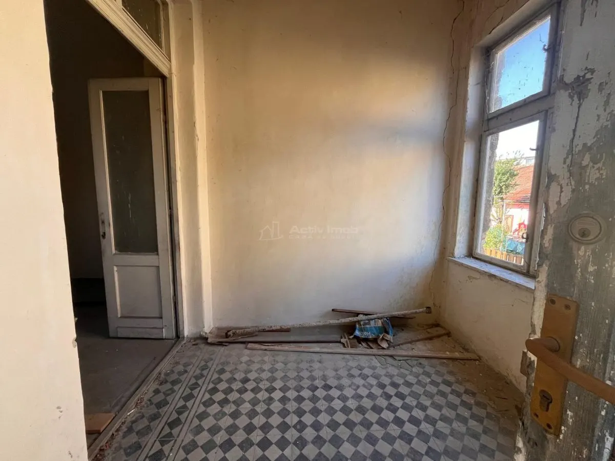 Timisoara, Villa d'Époque avec Terrain Généreux de 802 m², Quartier Balcescu-Elisabetin - foto 5