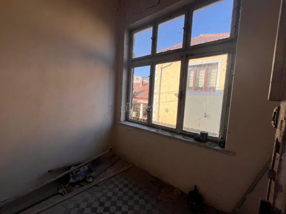 Timisoara, Villa d'Époque avec Terrain Généreux de 802 m², Quartier Balcescu-Elisabetin - foto 6