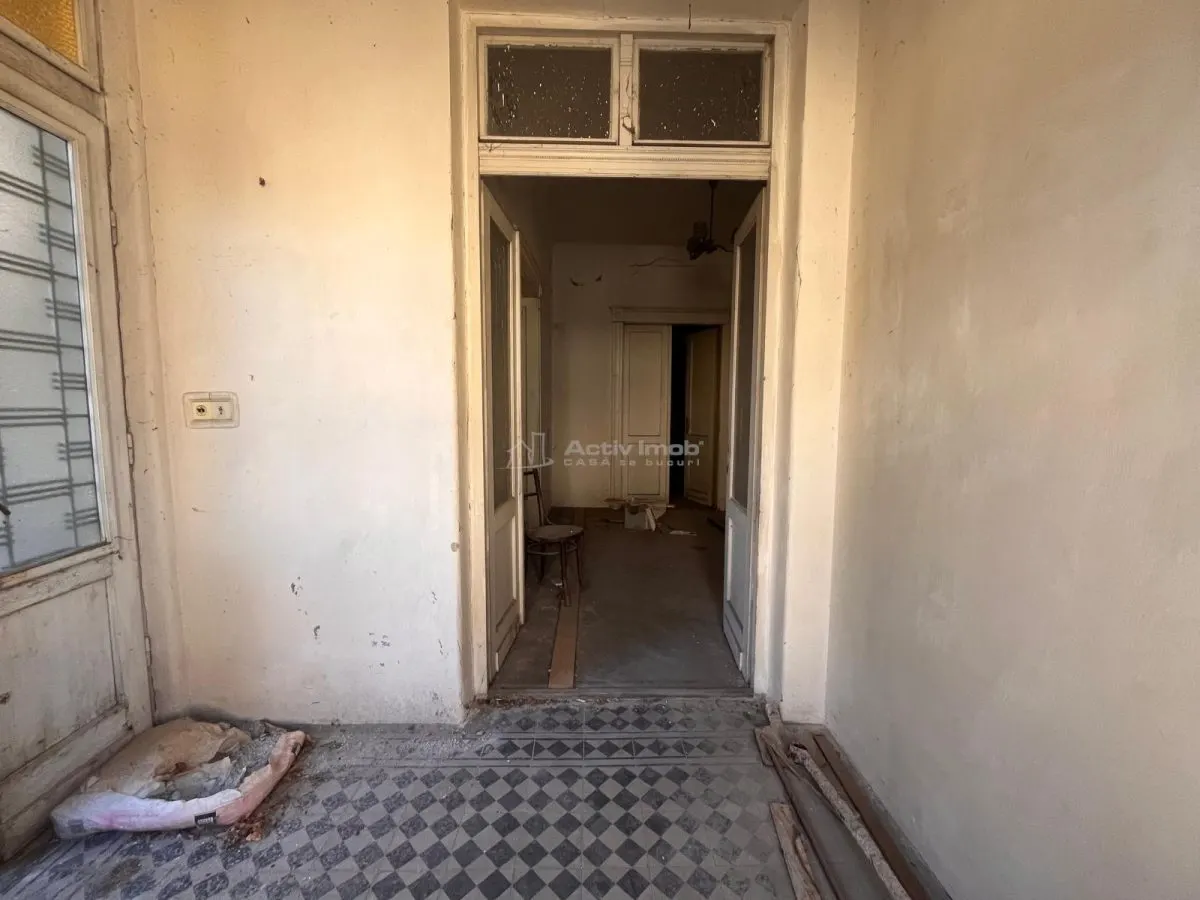 Timisoara, Villa d'Époque avec Terrain Généreux de 802 m², Quartier Balcescu-Elisabetin - foto 7