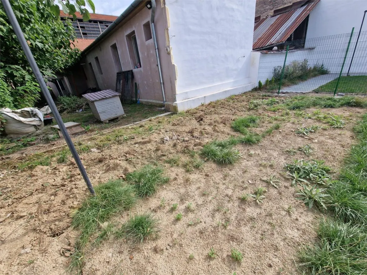 Maison à Resita, Quartier Cathédrale - foto 6