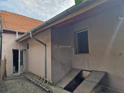 Maison à Resita, Quartier Cathédrale - foto 7