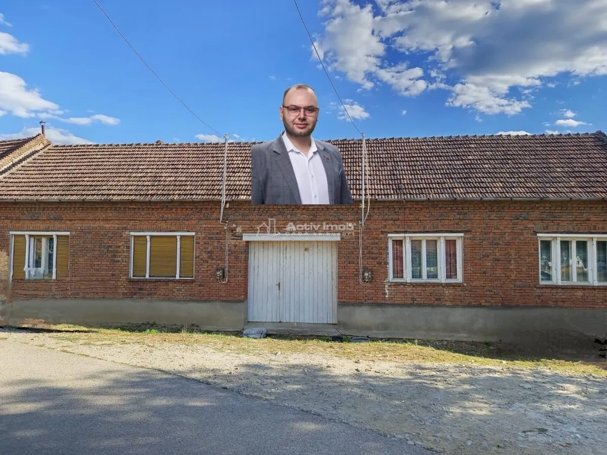Naidas: Maison de 7 Pièces sur 842sqm de Terrain Privé, Prix Négociable - foto 1