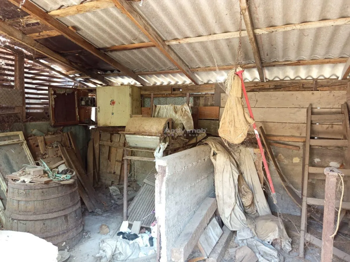 Iam, Casa de 5 Dormitorios con Terreno, 1.439 m² Parcela, Negociable - foto 13