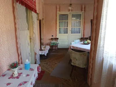 Iam, Casa de 5 Dormitorios con Terreno, 1.439 m² Parcela, Negociable - foto 15
