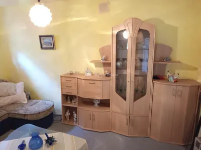 Iam, Casa de 5 Dormitorios con Terreno, 1.439 m² Parcela, Negociable - foto 23
