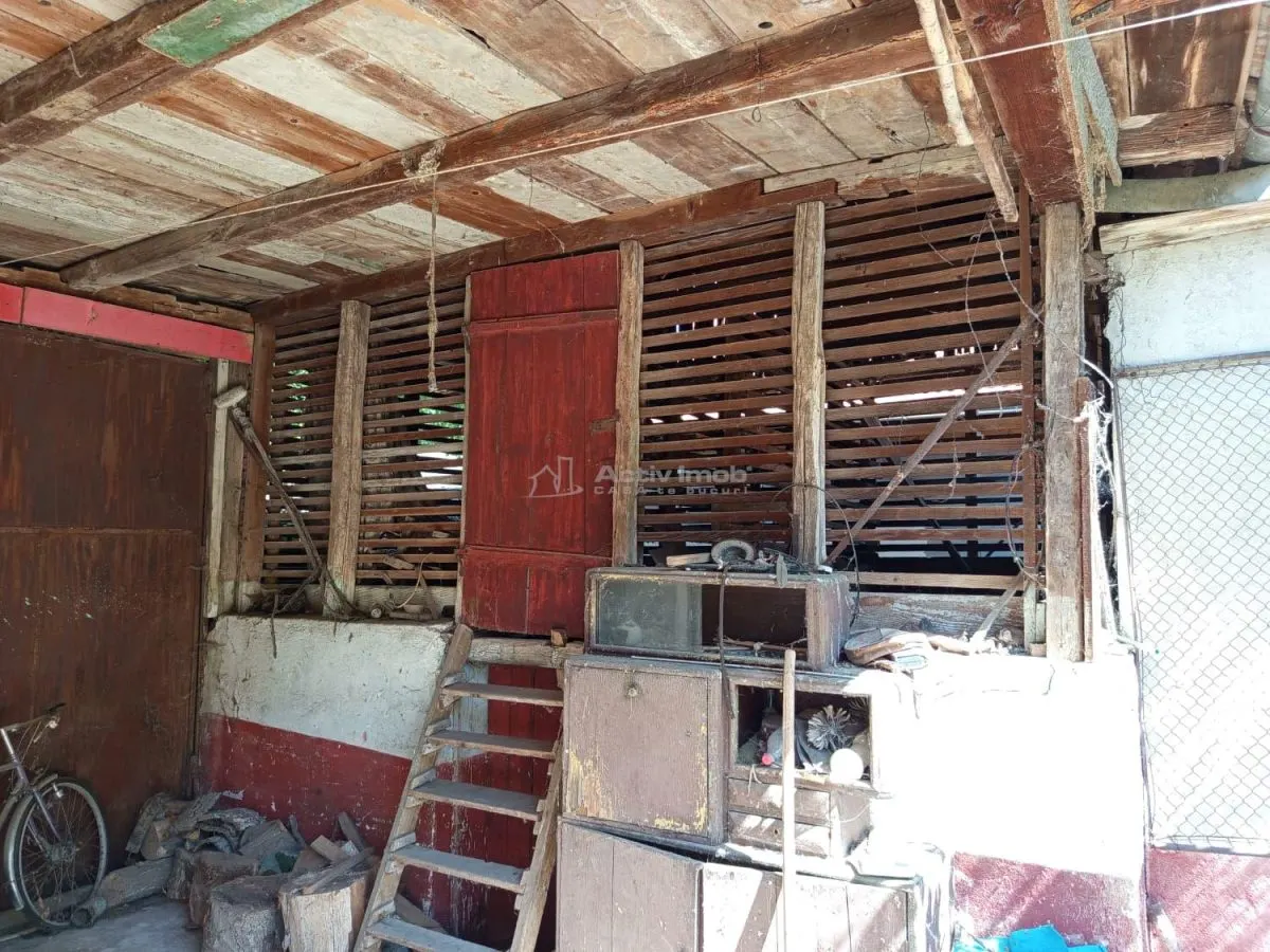 Iam, Casa de 5 Dormitorios con Terreno, 1.439 m² Parcela, Negociable - foto 10