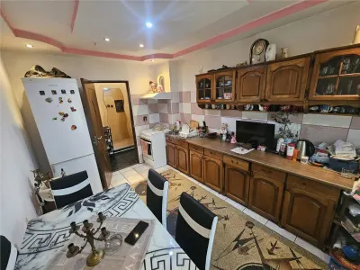 Resita, Apartamento de 3 Dormitorios, Distrito Micro 4 - foto 7