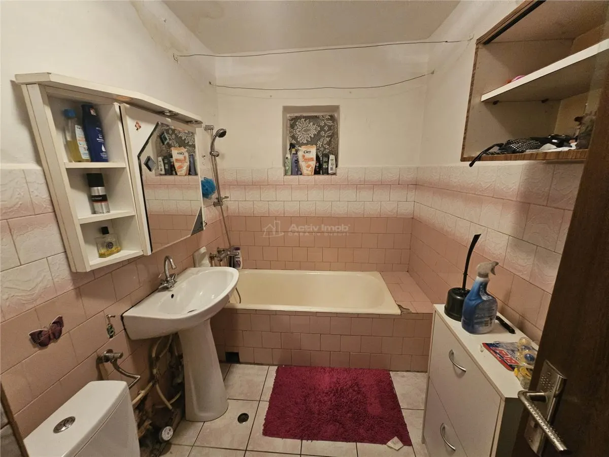 Resita, Apartamento de 3 Dormitorios, Distrito Micro 4 - foto 8