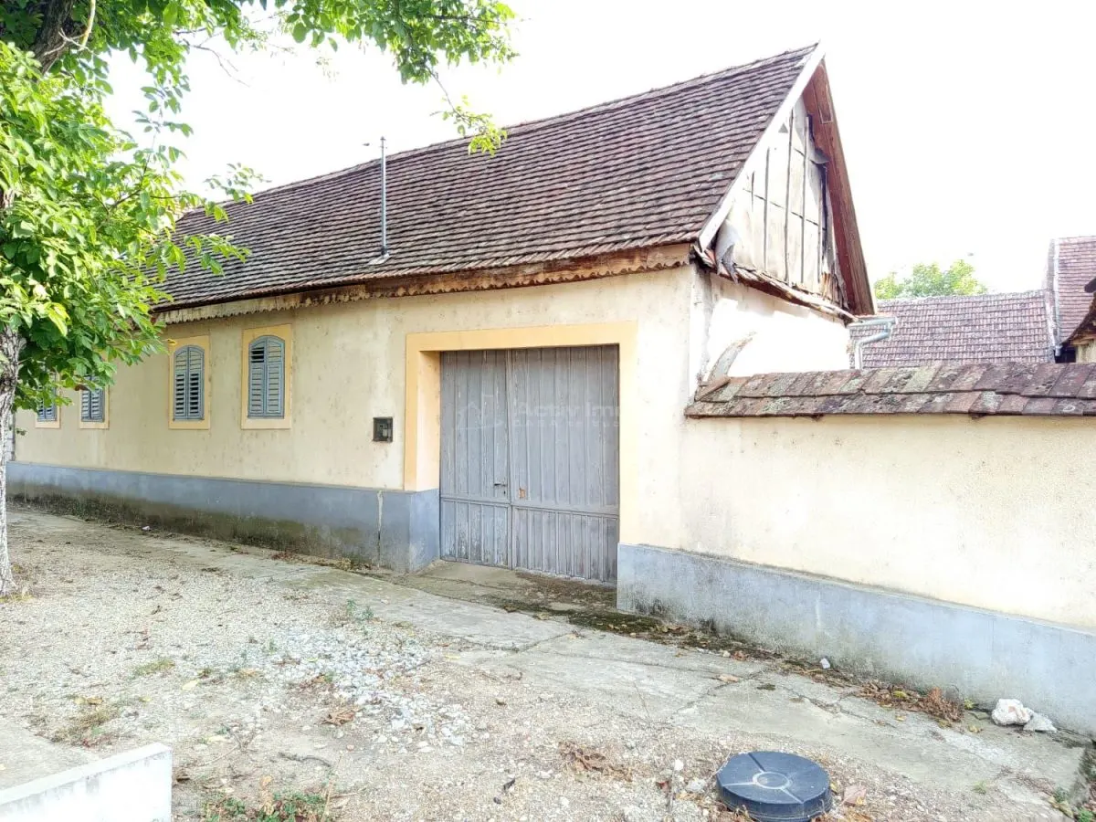 Ciuchici, Maison 7 Pièces, 1.151 m² Terrain, Prix Négociable, Zéro Commission - foto 2