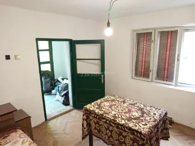 Ciuchici, Maison 7 Pièces, 1.151 m² Terrain, Prix Négociable, Zéro Commission - foto 17