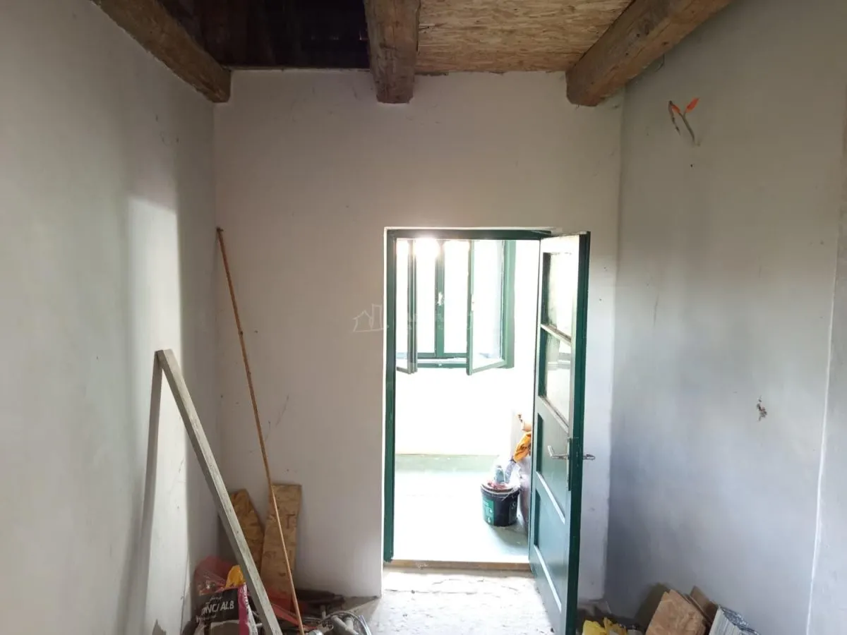 Ciuchici, Maison 7 Pièces, 1.151 m² Terrain, Prix Négociable, Zéro Commission - foto 24