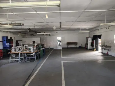 Hala industriala de vanzare sau inchiriere– Misca - judetul Bihor - 972 mp construiti -Teren 12538 mp - Utilitati complete - foto 13
