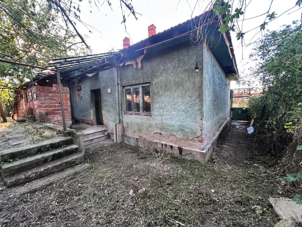 Bocsa Romana, 2 Corpuri de cladire cu Teren si garaj, la Strada Principala - foto 15