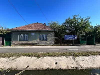 博察罗马纳：主街道两栋建筑物带地块和车库的房产 - foto 3