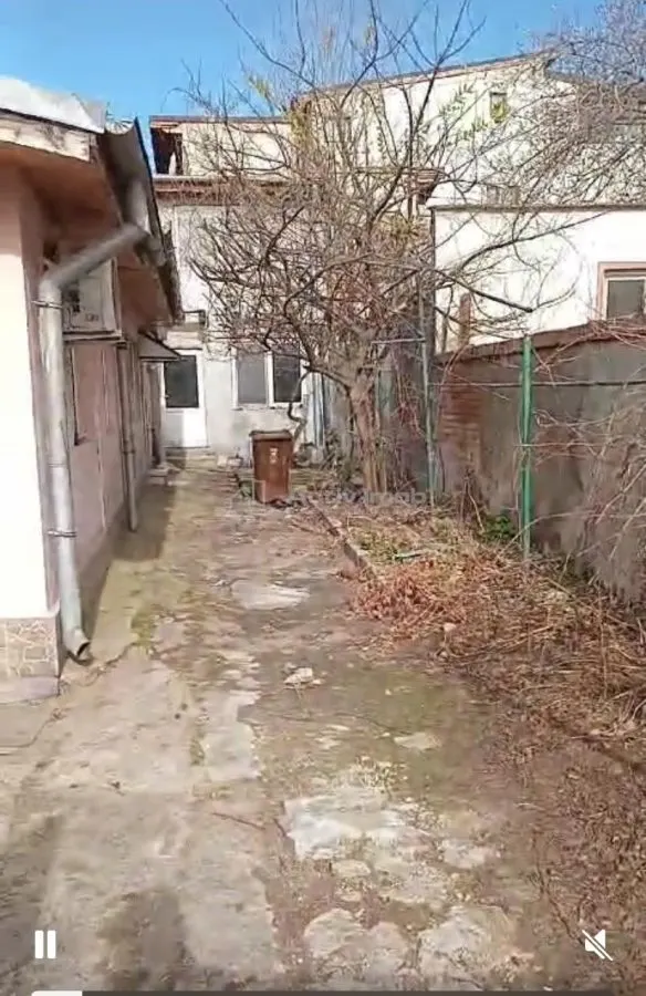 Ion Mihalache区域待售土地及建筑物 - foto 2