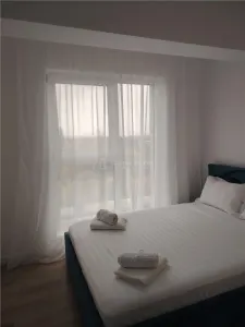 Appartement 3 Pièces, Entièrement Meublé et Équipé, Immeuble Neuf - Ploiesti