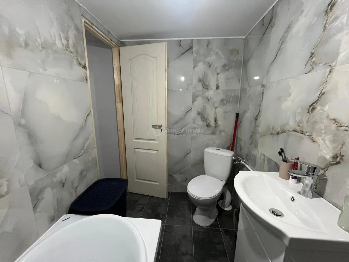 Lugoj, Maison 130 m² avec Terrain 250 m², Centre, Zone Zéro - foto 13