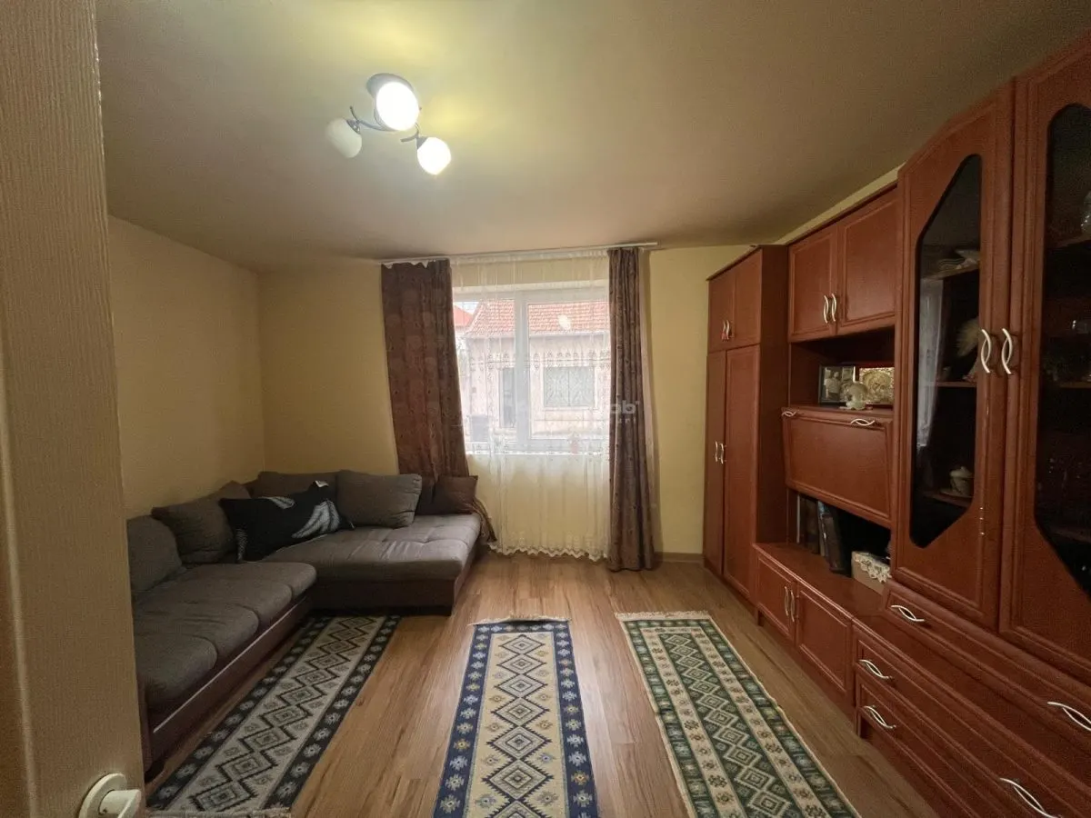 Lugoj, Maison 130 m² avec Terrain 250 m², Centre, Zone Zéro - foto 4