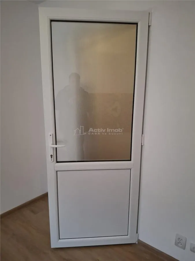 Resita, Appartement 3 Pièces à Louer, Quartier Micro III - foto 15