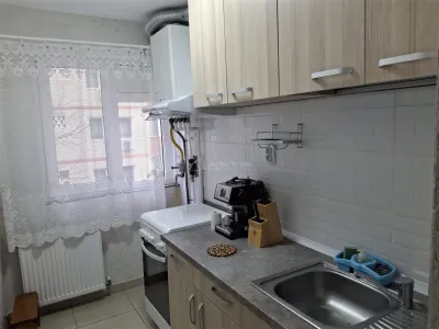 Resita, Appartement 3 Pièces à Louer, Quartier Micro III - foto 5