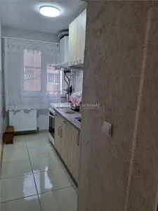 Resita, Appartement 3 Pièces à Louer, Quartier Micro III - foto 6