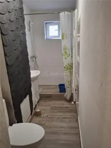 Resita, Appartement 3 Pièces à Louer, Quartier Micro III - foto 8