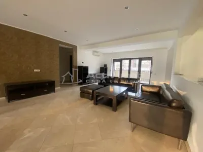 Duplex 4 Chambres Élégant à Sisesti, Luxe – Commission Zéro - foto 8