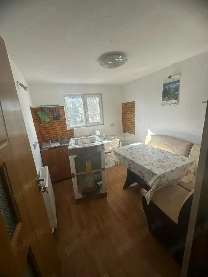 Exceptional Opportunity: Two-Storey House in Ploiesti, Peaceful Location - foto 4