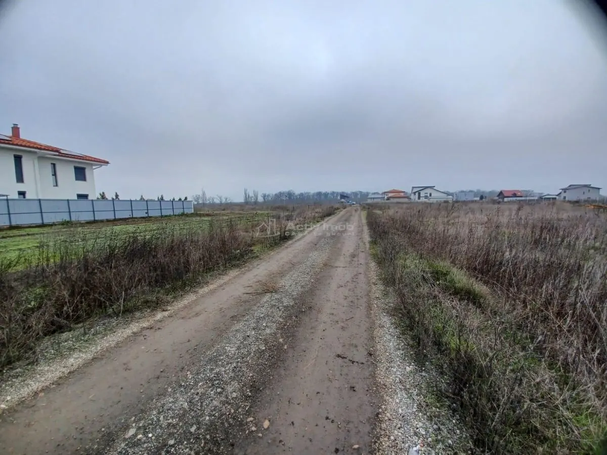 科尔比安卡特雷·拉库里街地块出售 – 科利纳湖区域 - foto 2