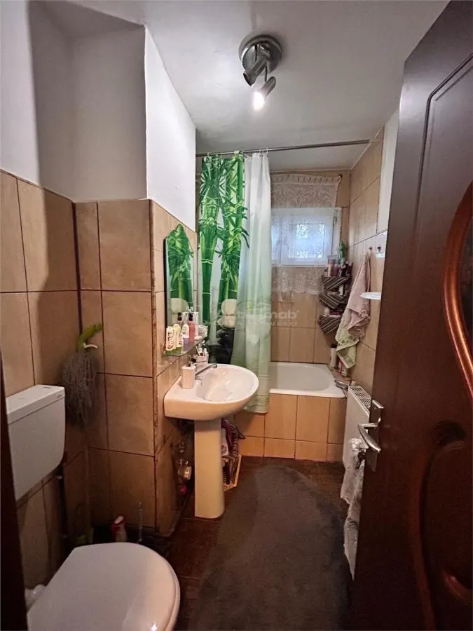 Apartment with 2 bedrooms for sale 50 sqm in Resita, Moroasa 1 area - foto 13