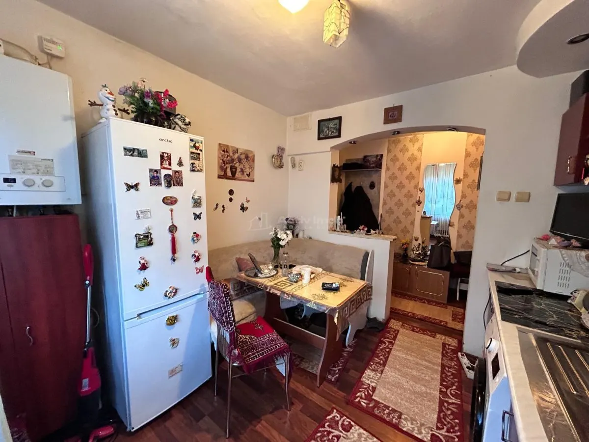 Apartment with 2 bedrooms for sale 50 sqm in Resita, Moroasa 1 area - foto 7