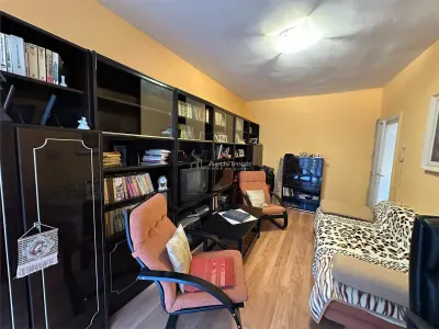 Resita, 3-Bedroom Semi-Separated Apartment, Lunca - foto 8