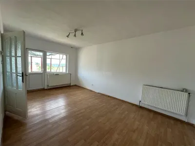 Apartment with 2 bedrooms for sale 38 sqm in Resita, Mociur area - foto 13