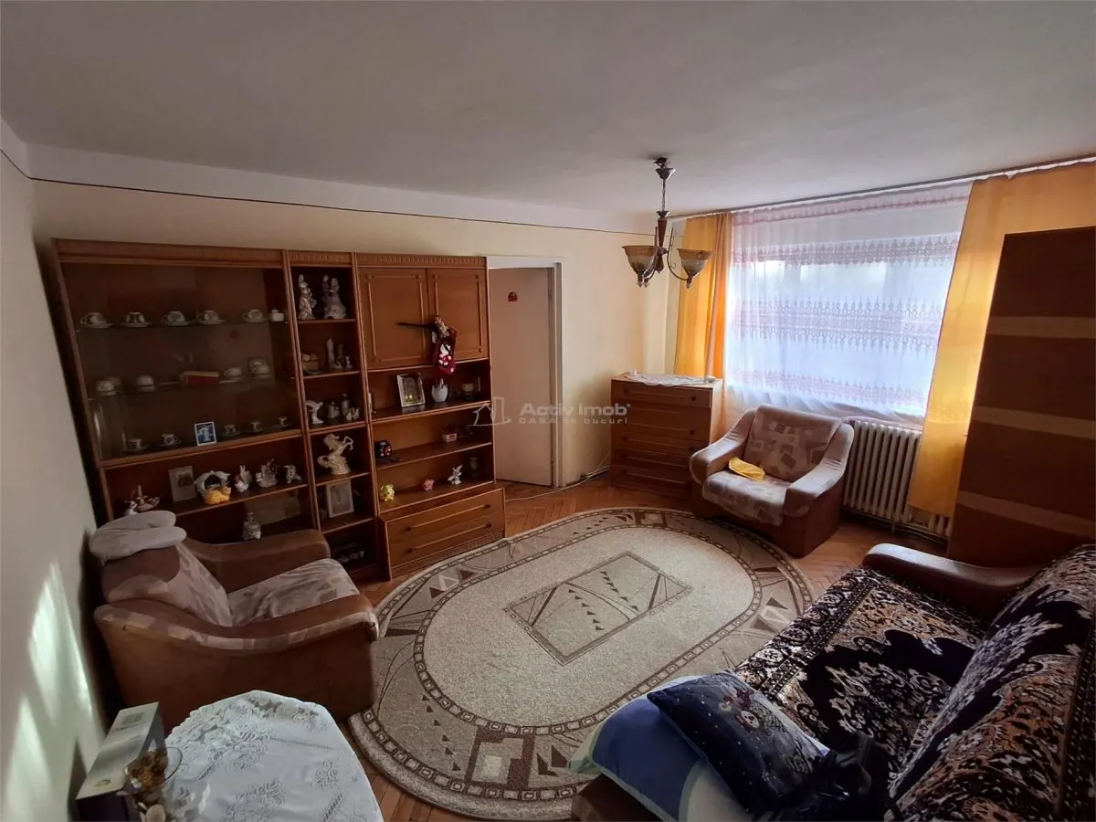 Resita, Appartement 2 Chambres à Louer, Micro III - foto 2