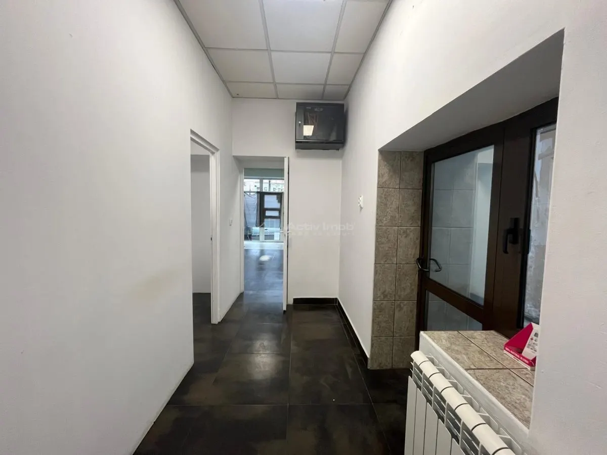 Lugoj, Local Commercial à Louer – Centre, 95 m² (Près Police) - foto 24