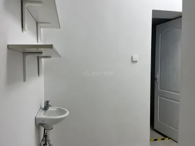 Lugoj, Local Commercial à Louer – Centre, 95 m² (Près Police) - foto 25