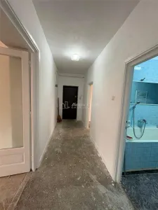 Resita, Appartement 2 Chambres, Plan Dégagé, Quartier Lunca - foto 11