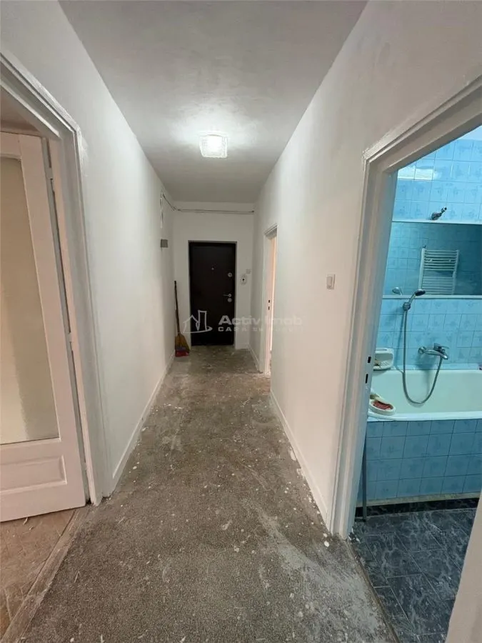 Resita, Appartement 2 Chambres, Plan Dégagé, Quartier Lunca - foto 13