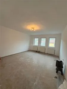 Resita, Appartement 2 Chambres, Plan Dégagé, Quartier Lunca - foto 3