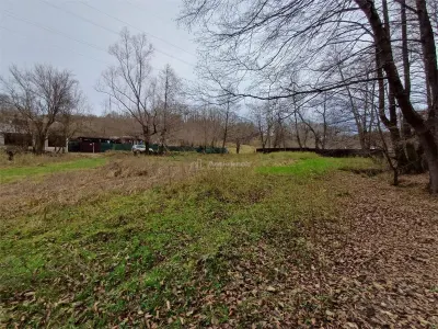 Resita, Terrain Intravilan Régulier, Bordant Ruisseau et Route, 1.308 m², €15/m² - foto 8